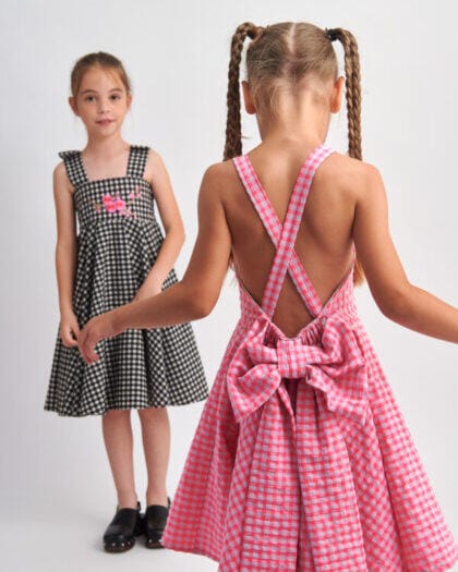 Twoinacastle 19.0638408