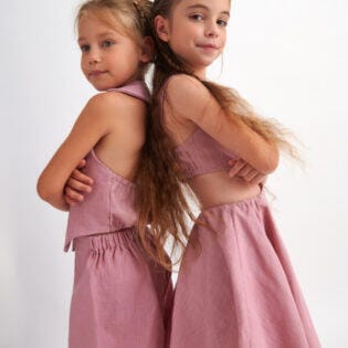 Twoinacastle 19.0639348