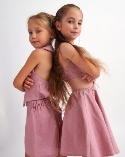 Twoinacastle 19.0639348